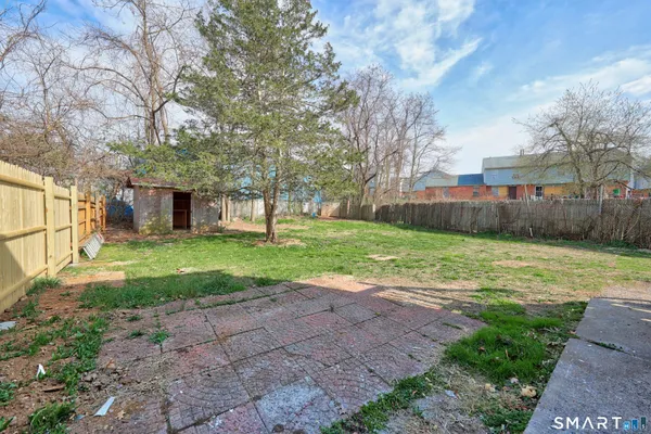 $269,000 | 71 Sunshine Circle, Bridgeport, CT 06606