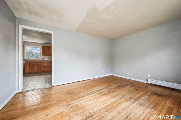 $269,000 | 71 Sunshine Circle, Bridgeport, CT 06606