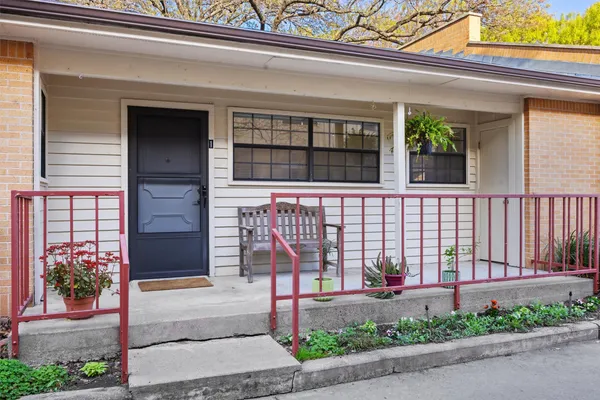 $375,000 | 2301 Lawnmont Avenue, Unit 1, Austin, TX 78756