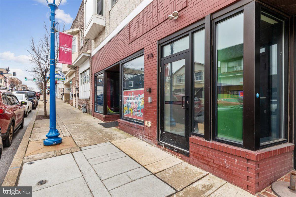 316 Bridge Street, Unit D Phoenixville, PA 19460 - Photo 19 of 46 Front entrance to building
