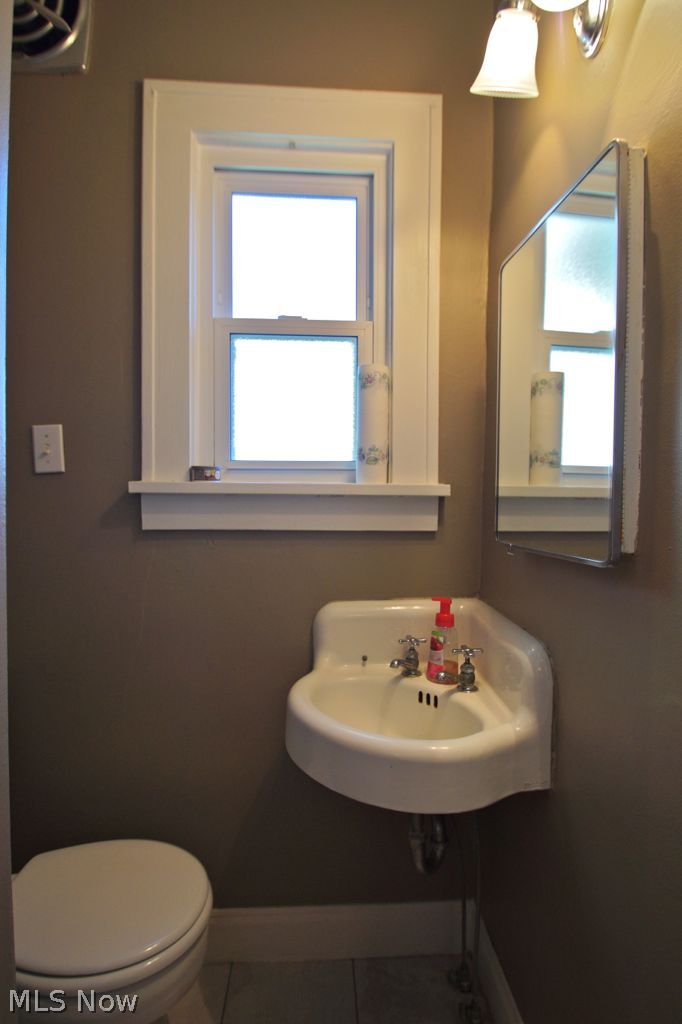 4006 Rosemond Road Cleveland Heights, OH 44121 - Photo 18 of 23