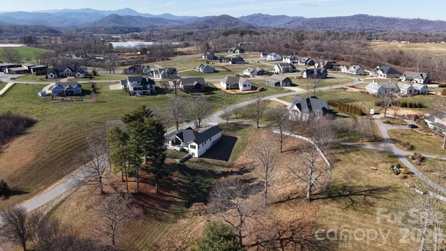 $289,000 | 479 Nesbitt Drive, Unit 2, Mills River, NC 28759