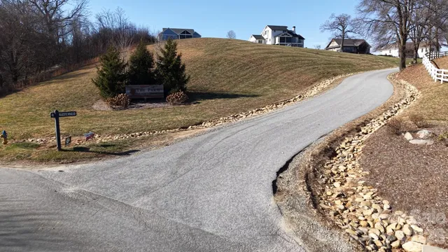 $289,000 | 479 Nesbitt Drive, Unit 2, Mills River, NC 28759