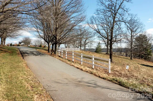 $289,000 | 479 Nesbitt Drive, Unit 2, Mills River, NC 28759