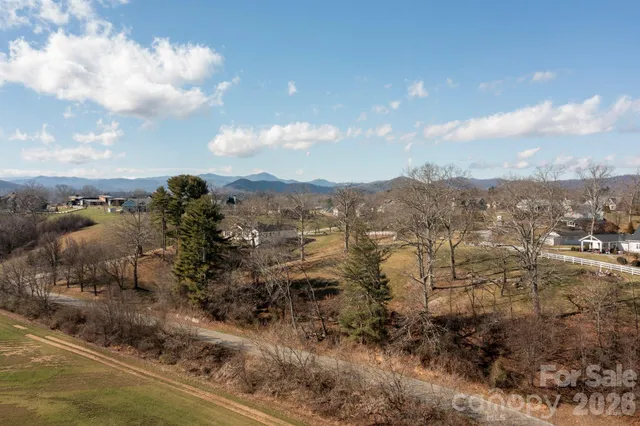 $289,000 | 479 Nesbitt Drive, Unit 2, Mills River, NC 28759