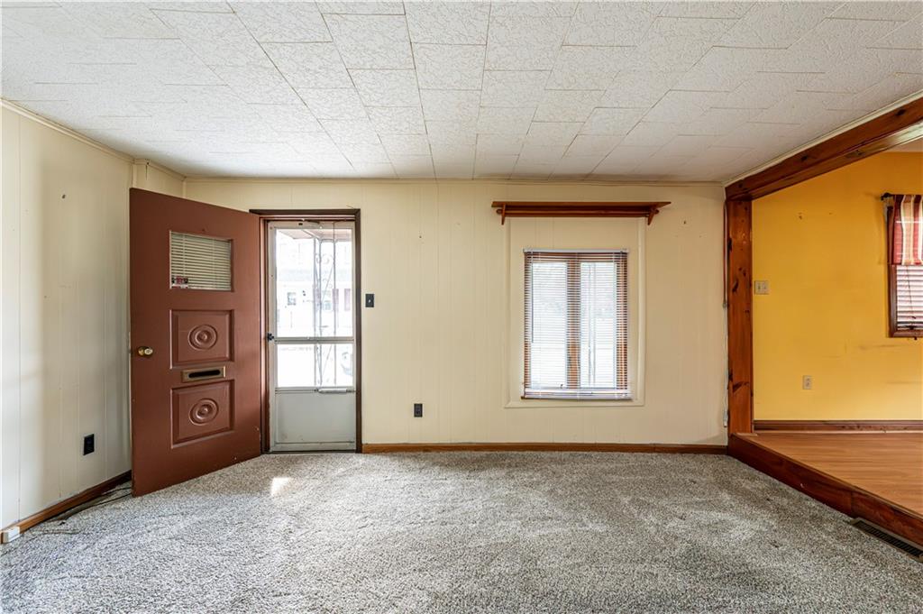 4 Miller Street Latrobe, PA 15650 - Photo 9 of 39 an empty room with windows