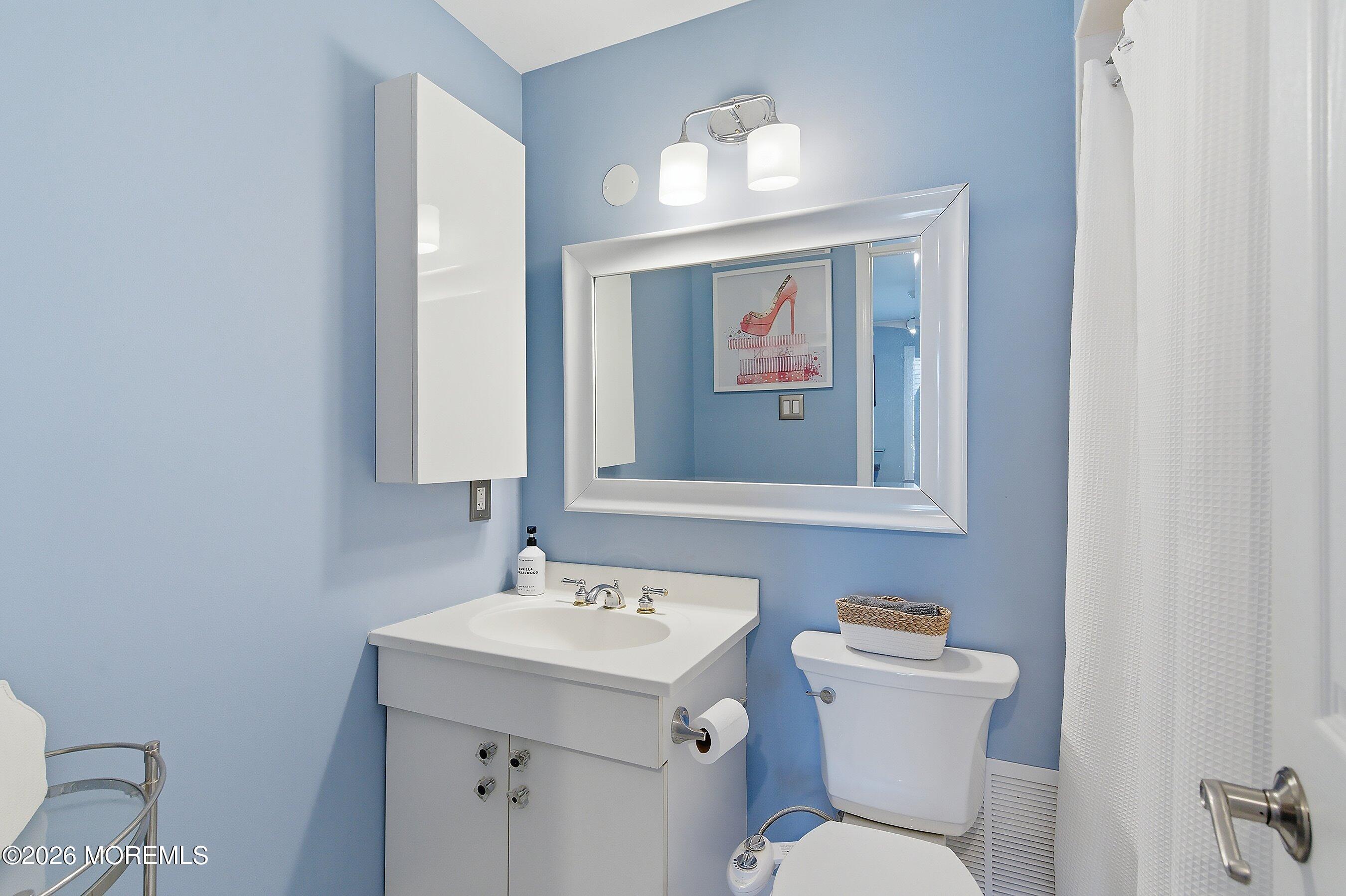 60 Wyckham Road Spring Lake Heights, NJ 07762 - Photo 19 of 26 Primary Bath