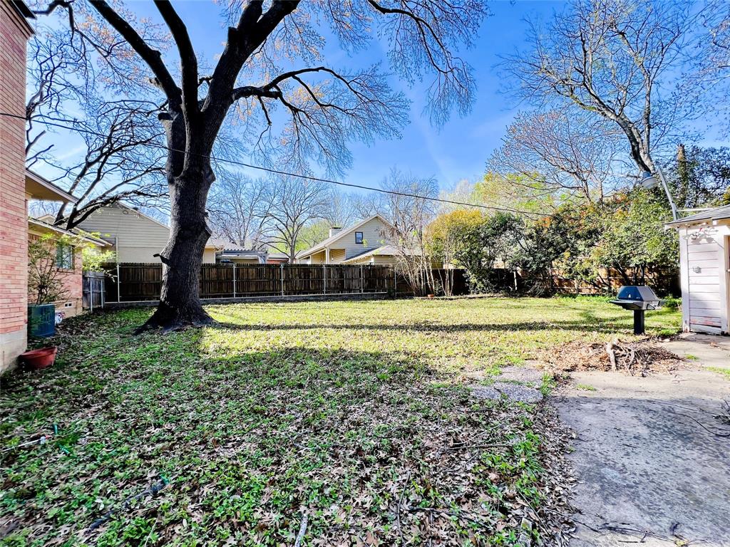 8715 Labron Avenue Dallas, TX 75209 - Photo 29 of 29