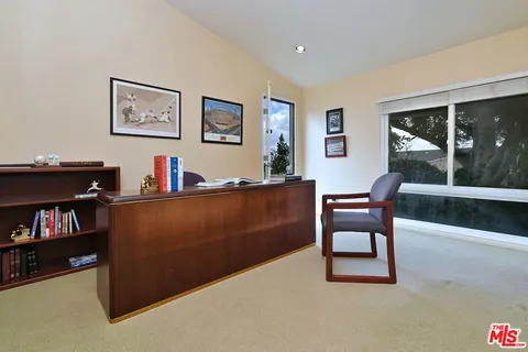 $1,549,000 | 6041 Ellenview Avenue, Woodland Hills, CA 91367