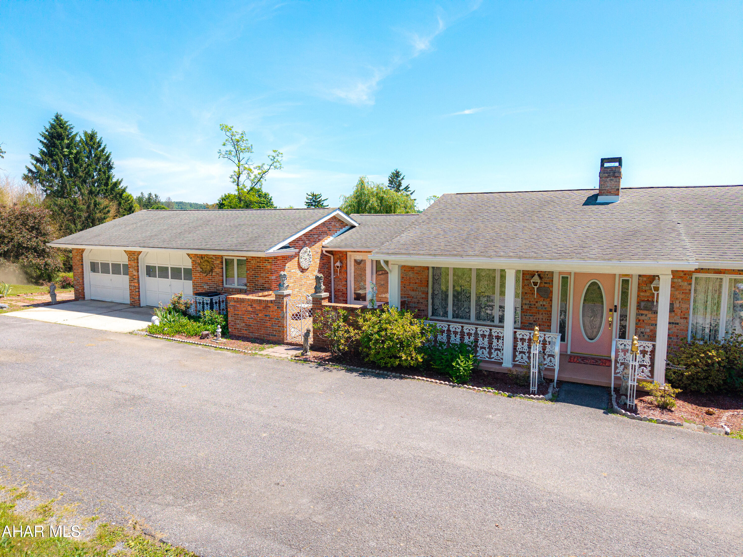 136 Valley View Road Bedford, PA 15522 - Photo 10 of 82