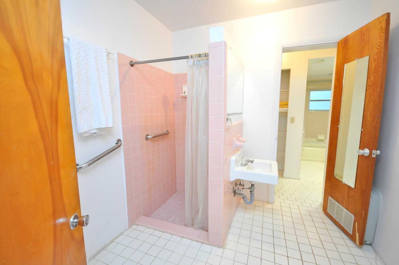 237 Akron Road Lake Worth, FL 33467 - Photo 19 of 23 28-Bath Master 2
