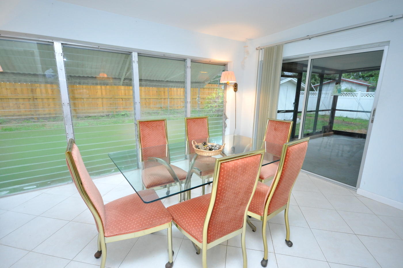 237 Akron Road Lake Worth, FL 33467 - Photo 8 of 23 06-Dining