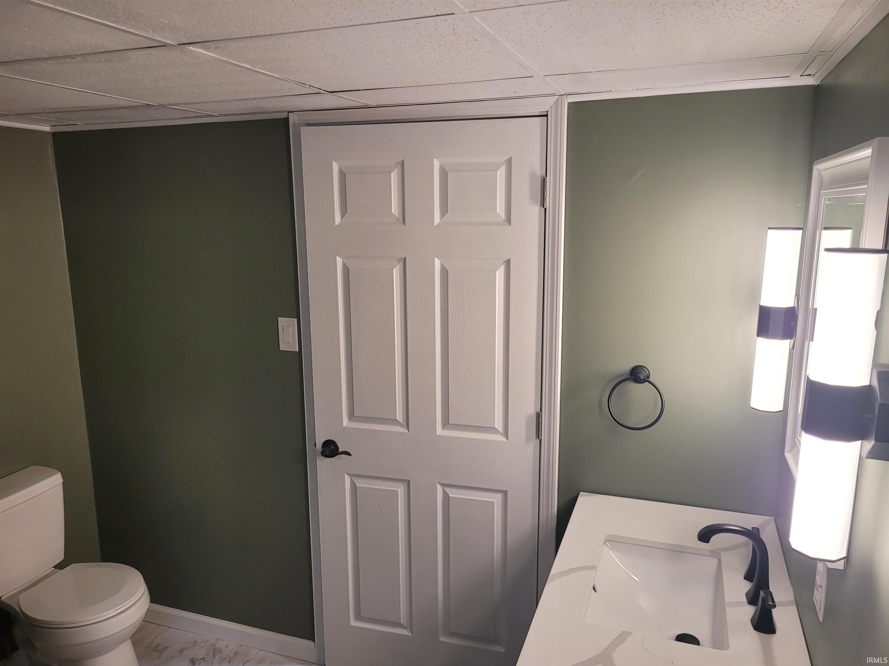 4535 Kuebler Road Evansville, IN 47720 - Photo 15 of 21