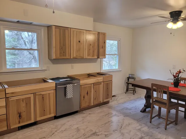 $259,900 | 4535 Kuebler Road, Evansville, IN 47720