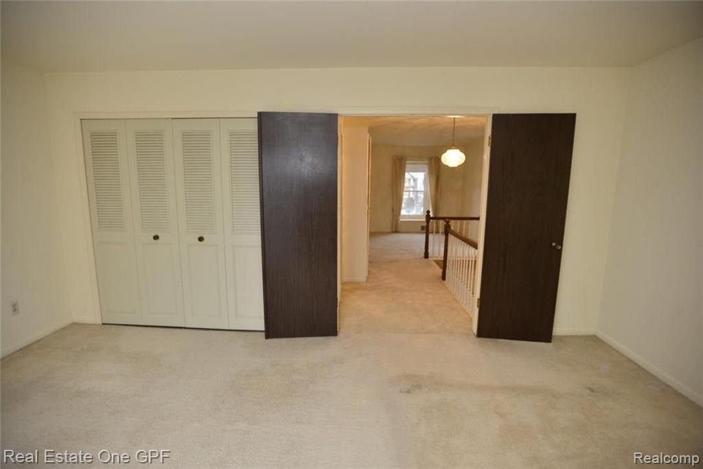 31207 Hoover Road Warren, MI 48093 - Photo 16 of 32
