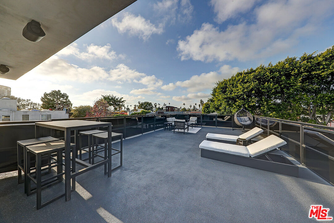 846 Dickson Street Marina del Rey, CA 90292 - Photo 34 of 48