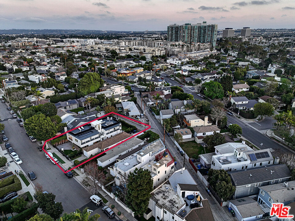 846 Dickson Street Marina del Rey, CA 90292 - Photo 41 of 48