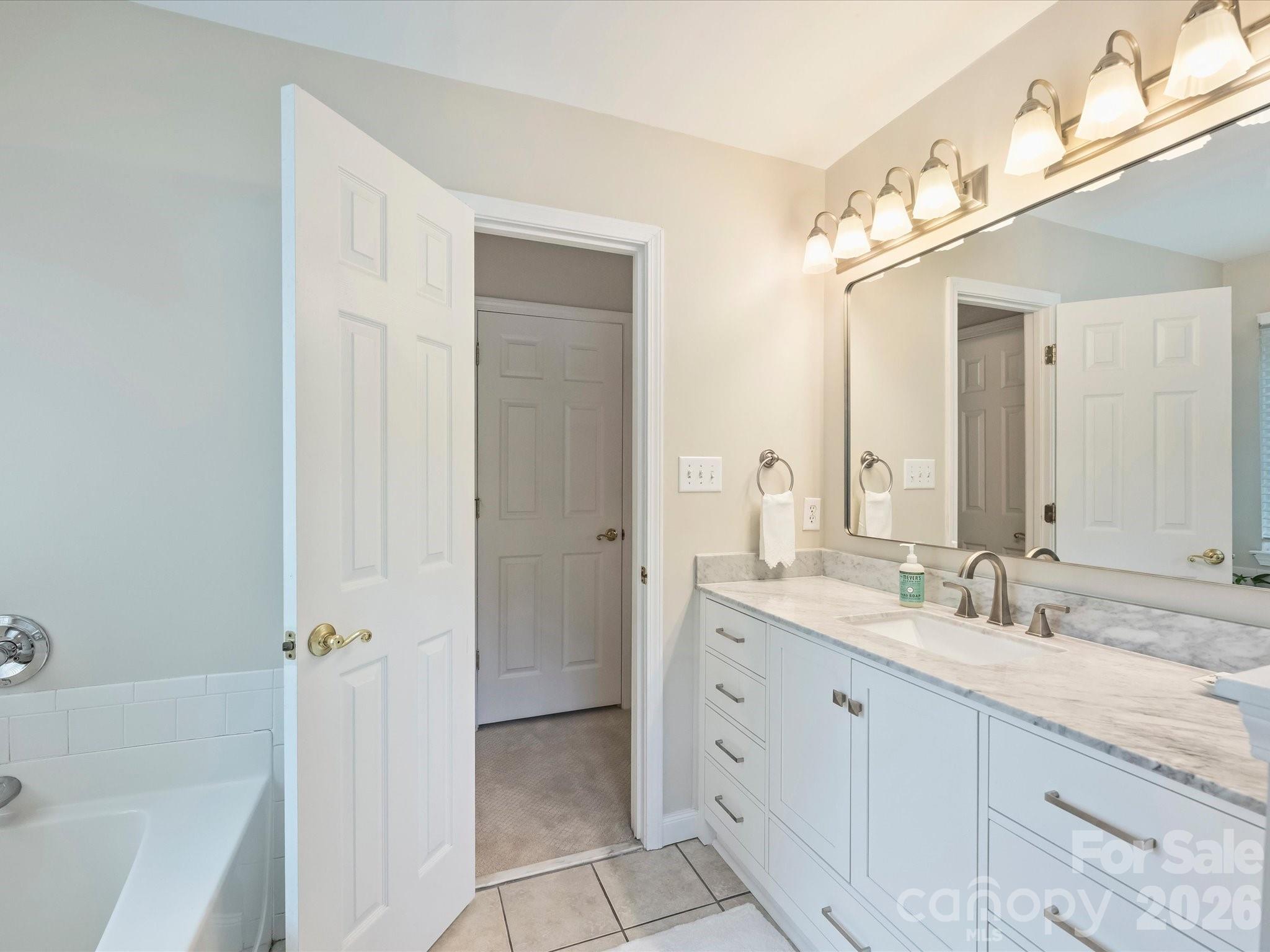 1608 Running Brook Road Charlotte, NC 28214 - Photo 23 of 36 Gallery Image 23