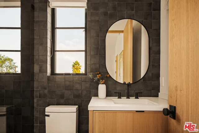 $3,749,000 | 11556 Blix Street, Valley Village, CA 91602