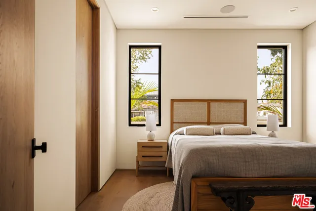 $3,749,000 | 11556 Blix Street, Valley Village, CA 91602