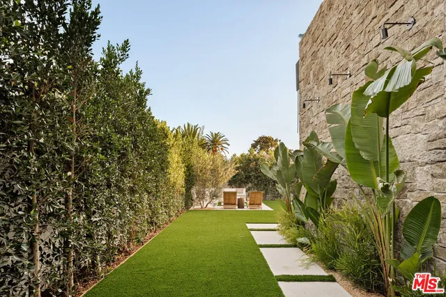 $3,749,000 | 11556 Blix Street, Valley Village, CA 91602