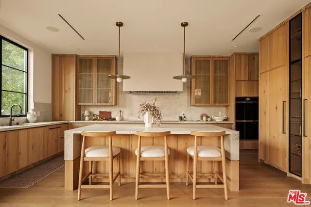 $3,749,000 | 11556 Blix Street, Valley Village, CA 91602