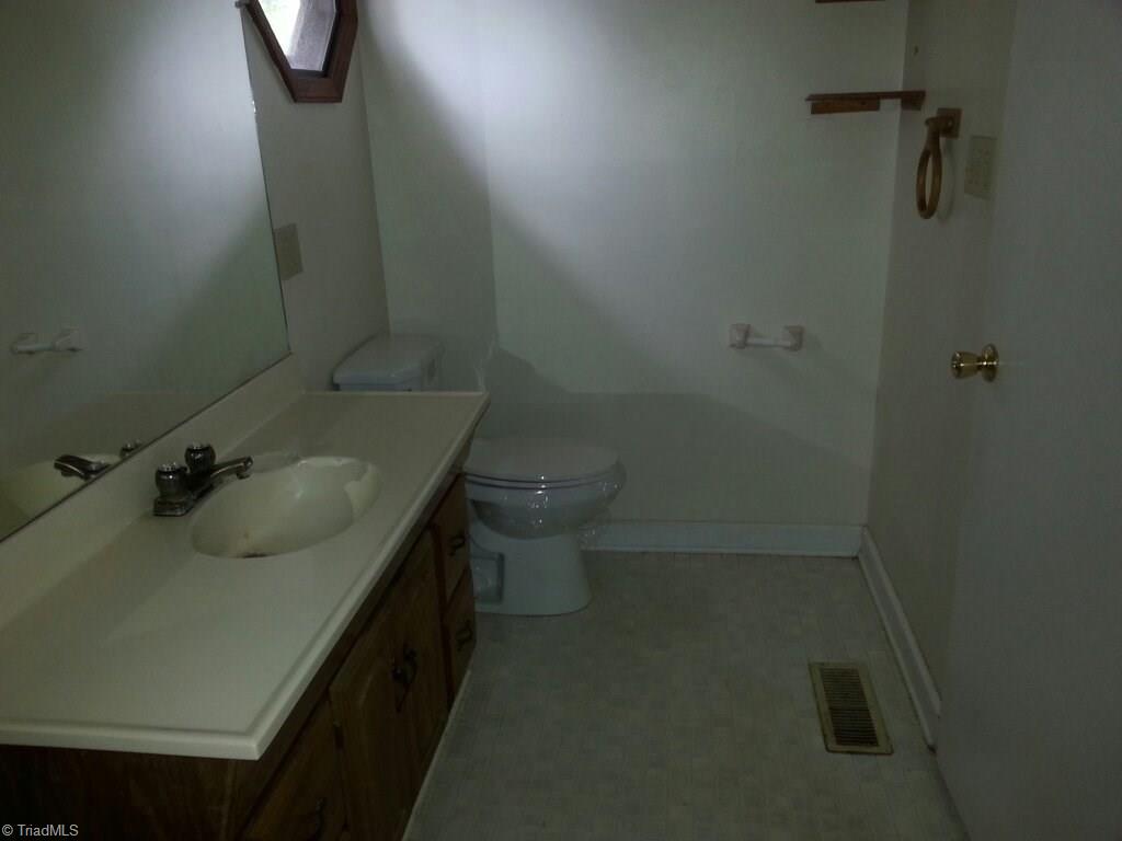 1151 Nance Road King, NC 27021 - Photo 4 of 7