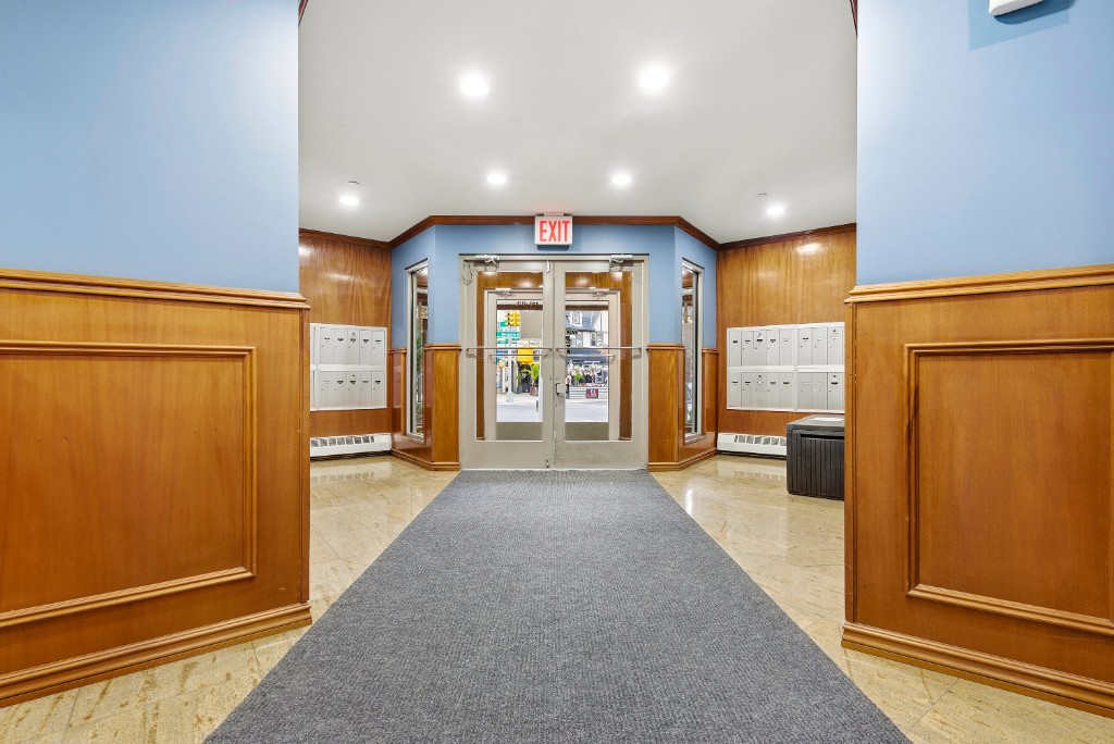 118-82 Metropolitan Avenue, Unit 3A Queens, NY 11415 - Photo 2 of 19