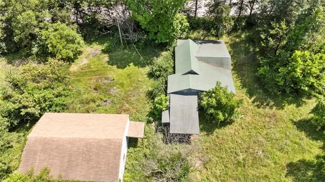 $375,000 | 1425 Labette Road, Ottawa, KS 66067