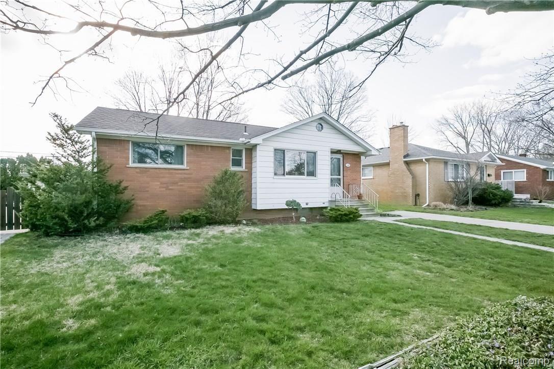 110 South Alice Avenue Rochester, MI 48307 - Photo 27 of 27 003-Front_View-2593520-large.jpg