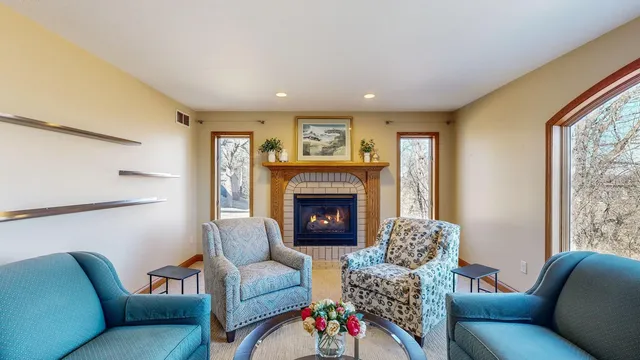 $599,900 | 2108 9th Place Southwest, Austin, MN 55912