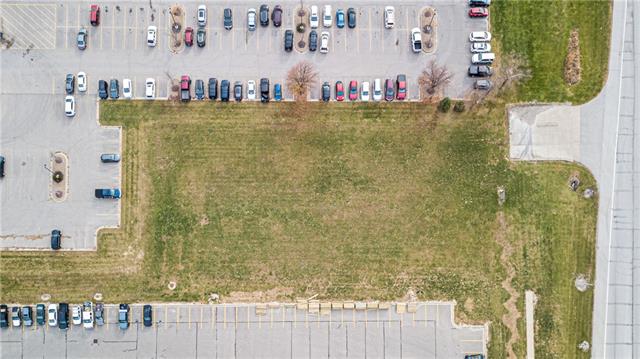 1305 South Riverside Road St. Joseph, MO 64507 - Photo 3 of 8