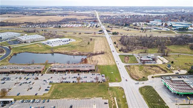 $485,000 | 1305 South Riverside Road, St. Joseph, MO 64507