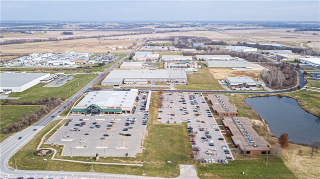 1305 South Riverside Road St. Joseph, MO 64507 - Photo 5 of 8