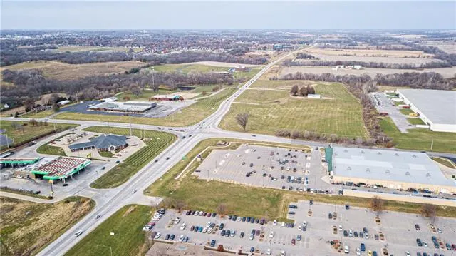 $485,000 | 1305 South Riverside Road, St. Joseph, MO 64507