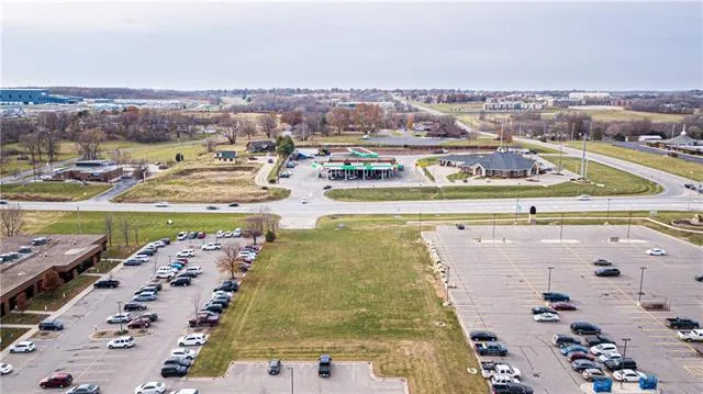 $485,000 | 1305 South Riverside Road, St. Joseph, MO 64507