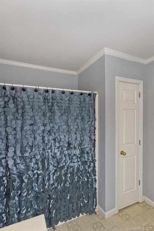 151 Whitaker Road Fairview, NC 28730 - Photo 24 of 36 Gallery Image 24