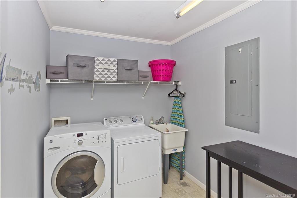 151 Whitaker Road Fairview, NC 28730 - Photo 28 of 36 Gallery Image 28