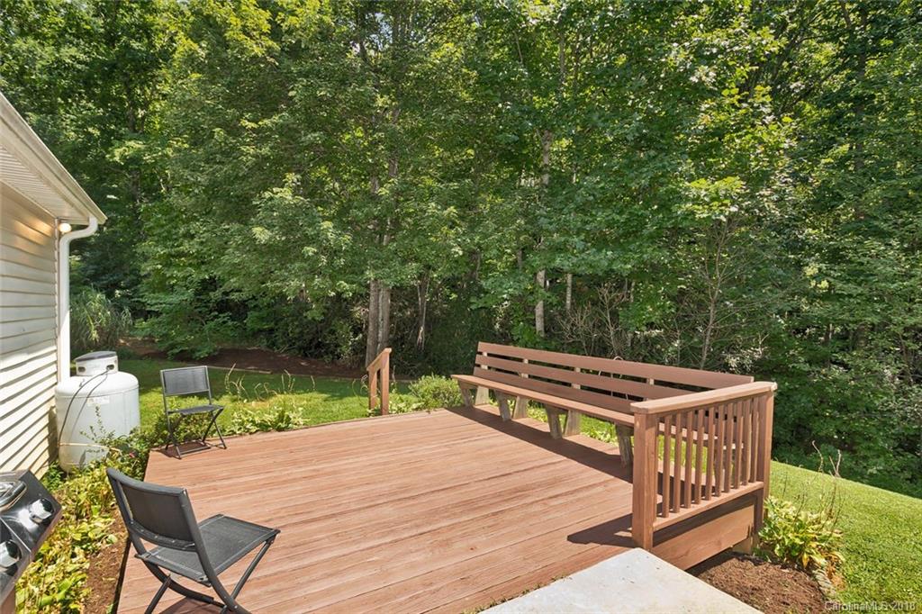 151 Whitaker Road Fairview, NC 28730 - Photo 35 of 36 Gallery Image 35