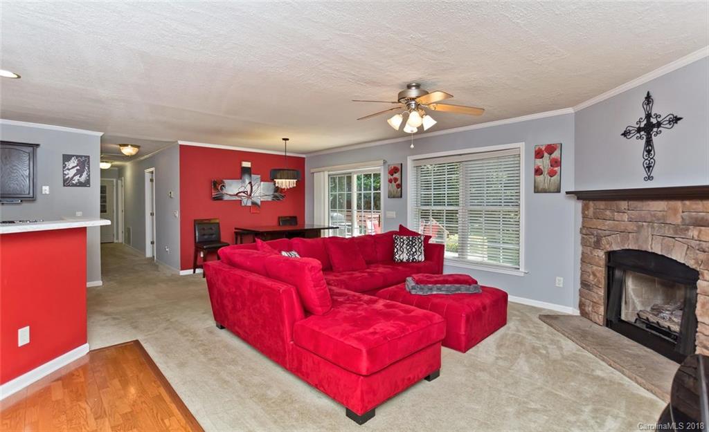 151 Whitaker Road Fairview, NC 28730 - Photo 4 of 36 Gallery Image 4