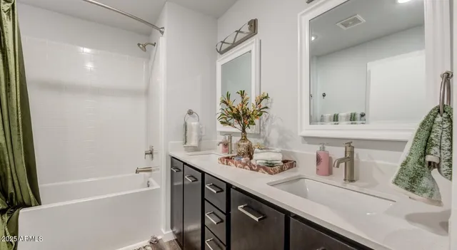 $1,629 | 11850 West Fillmore Street, Unit 2, Avondale, AZ 85323