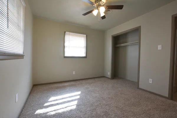 $1,300 | 4940 7th Street, Lubbock, TX 79416