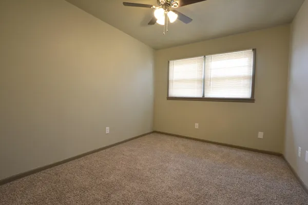 $1,300 | 4940 7th Street, Lubbock, TX 79416