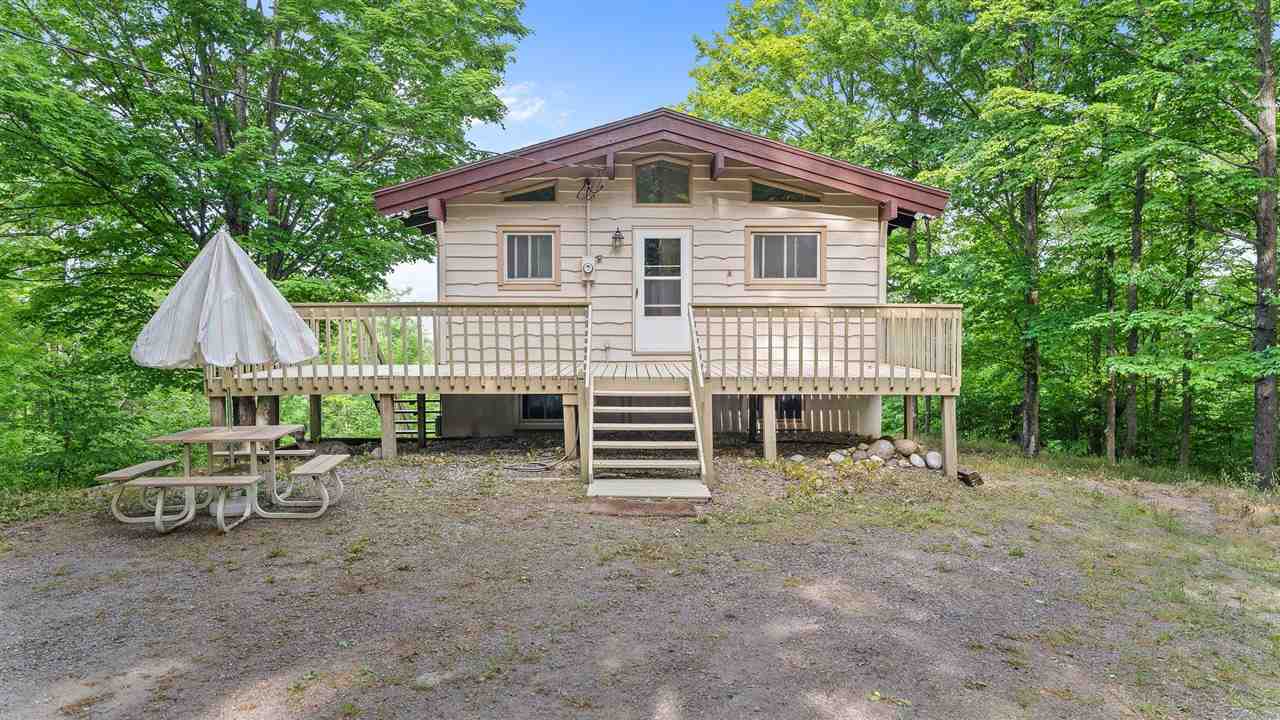 9396 Hunters Ridge Road Gaylord, MI 49735 - Photo 13 of 41 1889039-12.JPG