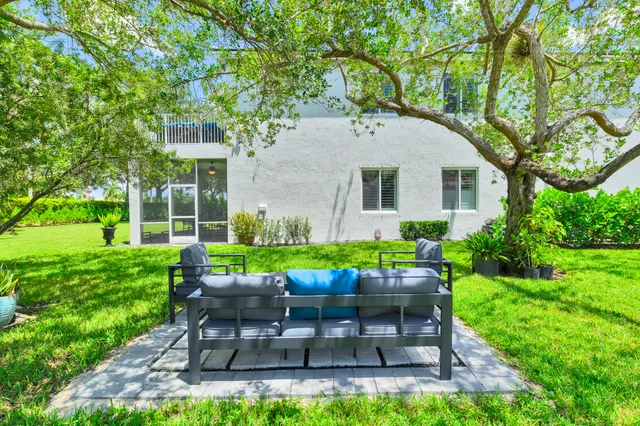 $14,500 | 4661 Manderly Drive, Wellington, FL 33449