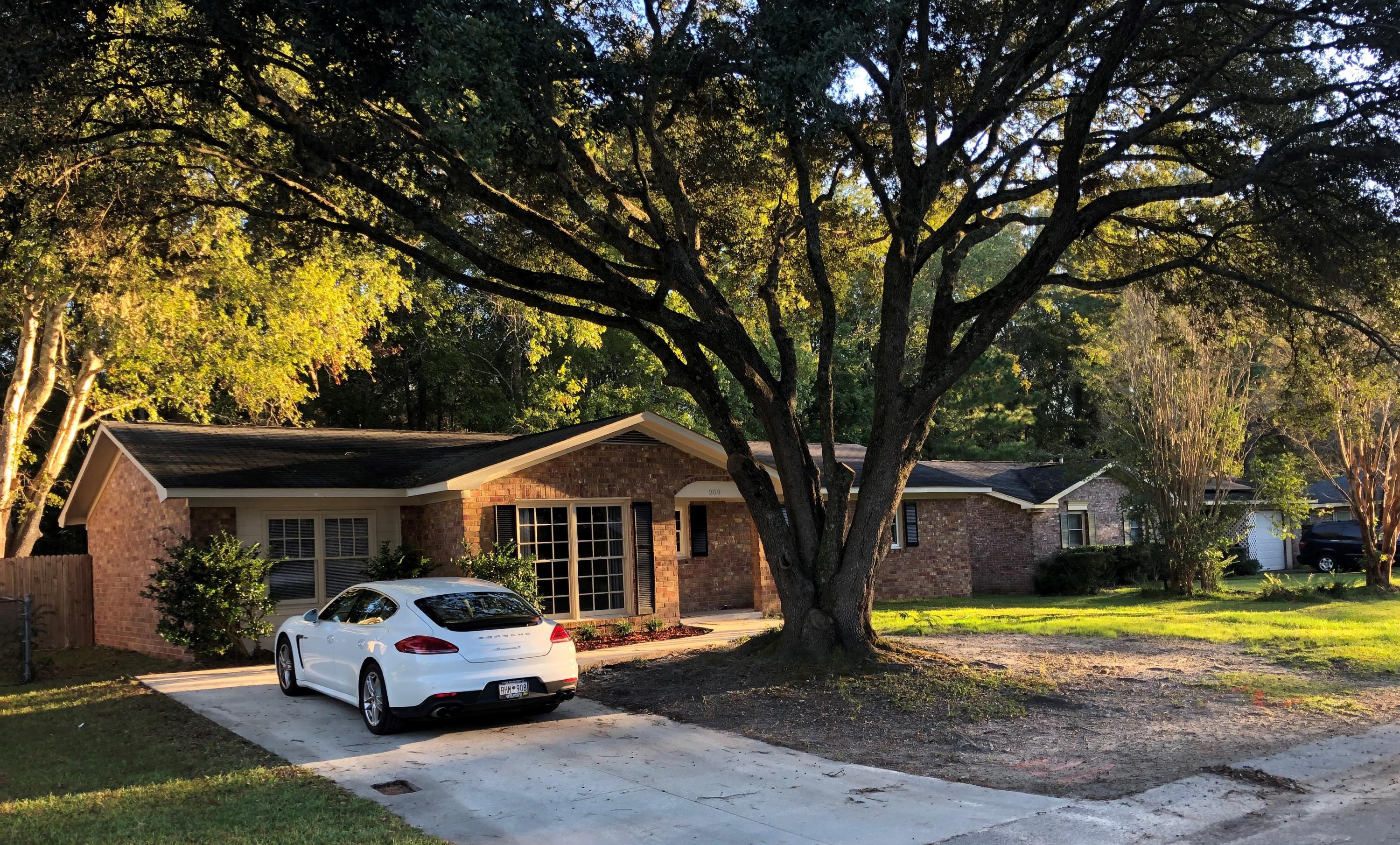 209 County Rd S-18-649 Summerville, SC 29485 - Photo 1 of 11 Front Left Tree