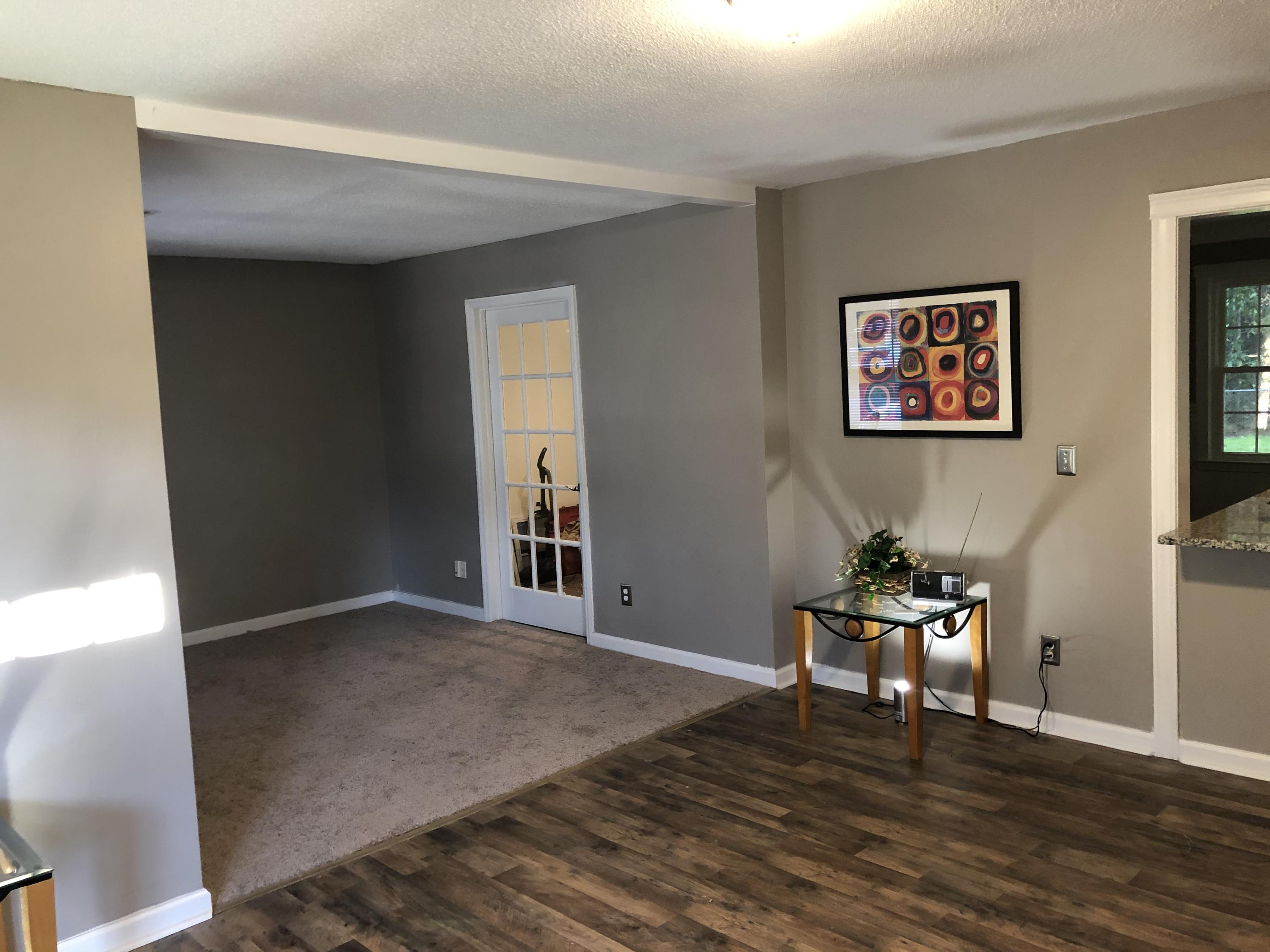 209 County Rd S-18-649 Summerville, SC 29485 - Photo 7 of 11 Living Area