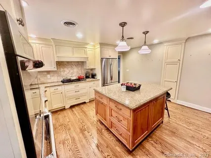 $12,500 | 71 High Point Road, Westport, CT 06880