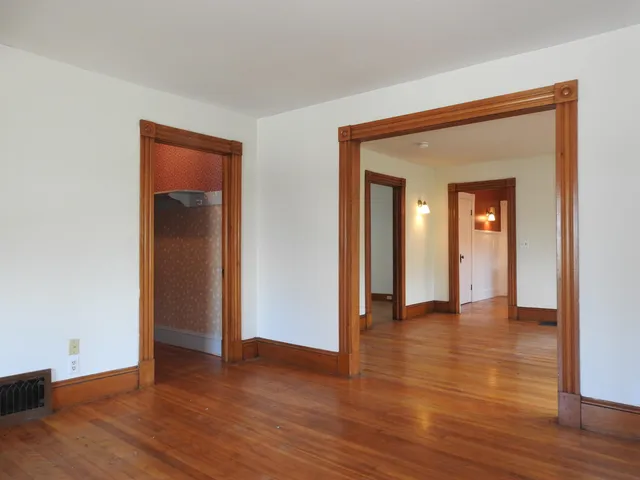 $1,450 | 20 Royce Street, Unit 2, Rutland, VT 05701