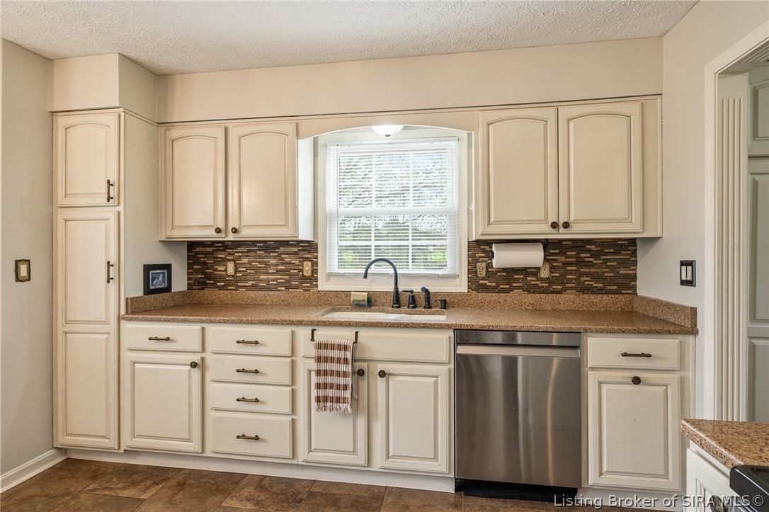 7002 Bethany Road Charlestown, IN 47111 - Photo 37 of 60 Gallery Image 37